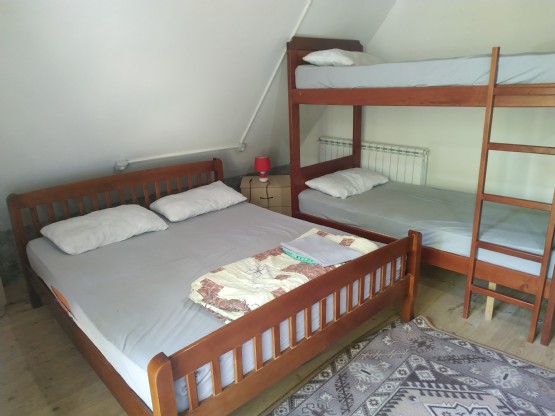 Bujtina Guesthouse Bjeshket E Nemura Lepushe dhoma E Ciftit Nga Agro Turizmi Albania